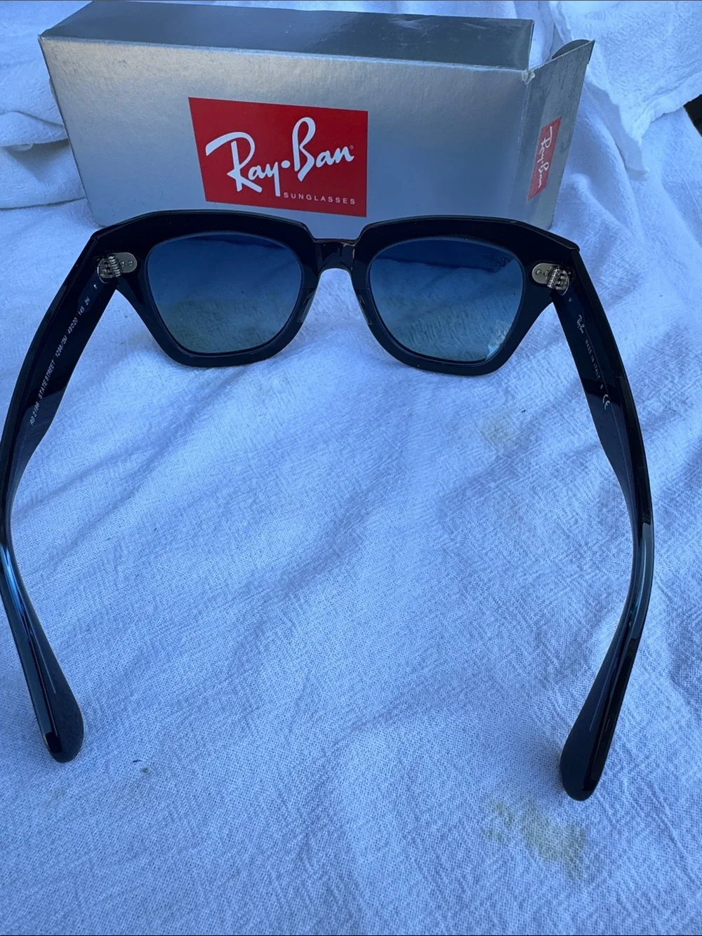 Ray-Ban muted grey blueWayfarer Sunglasses with Gray Lenses 49 Eyesize